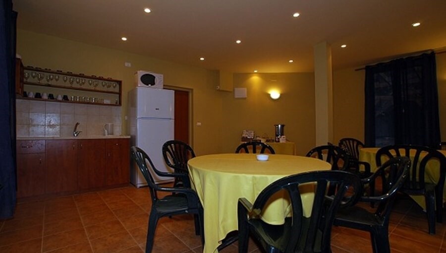 ברק בקתות נופש חדר התכנסות (5).jpg