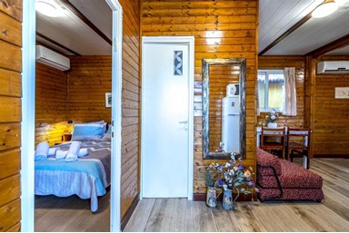 ברק בקתות נופש - משולב