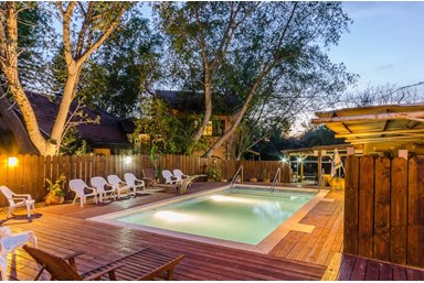 ברק בקתות נופש