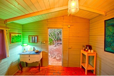 דרך התנ"ך אל הטבע - הבקתה הכחולה