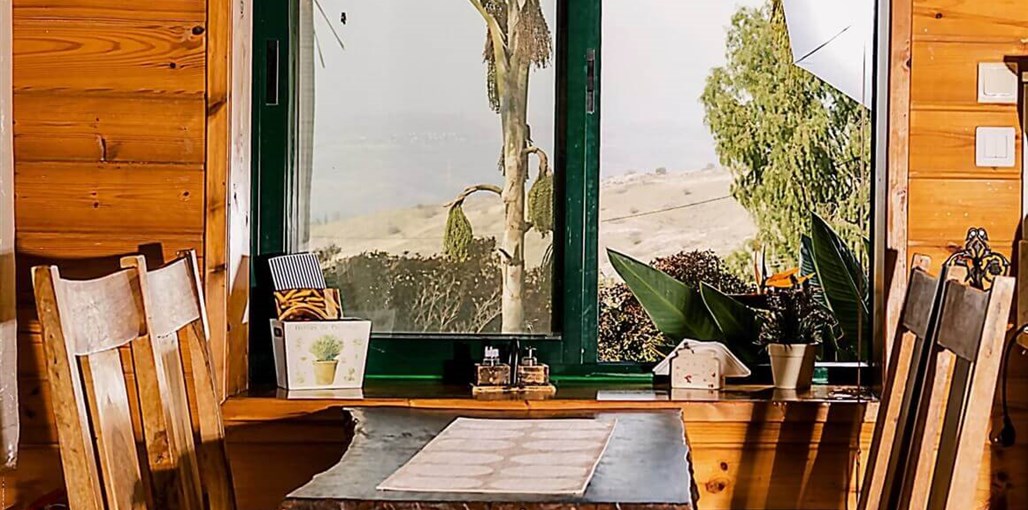 בקתות עץ - נופי כנרת בוקי הסוויטות (15).jpg