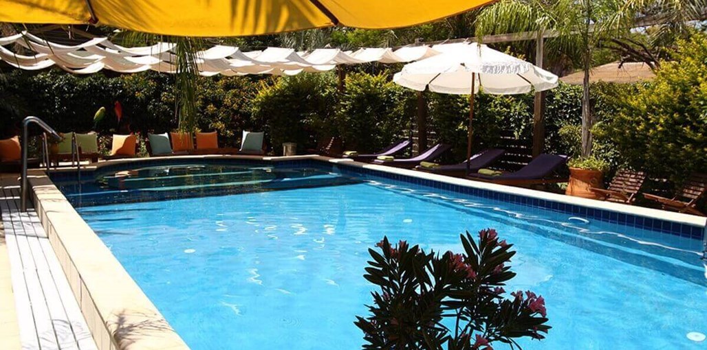 בית רם שרף חצר ובריכה (7).jpg