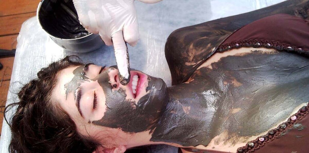 אל התבור - לינה כפרית טיפולים (1).jpg