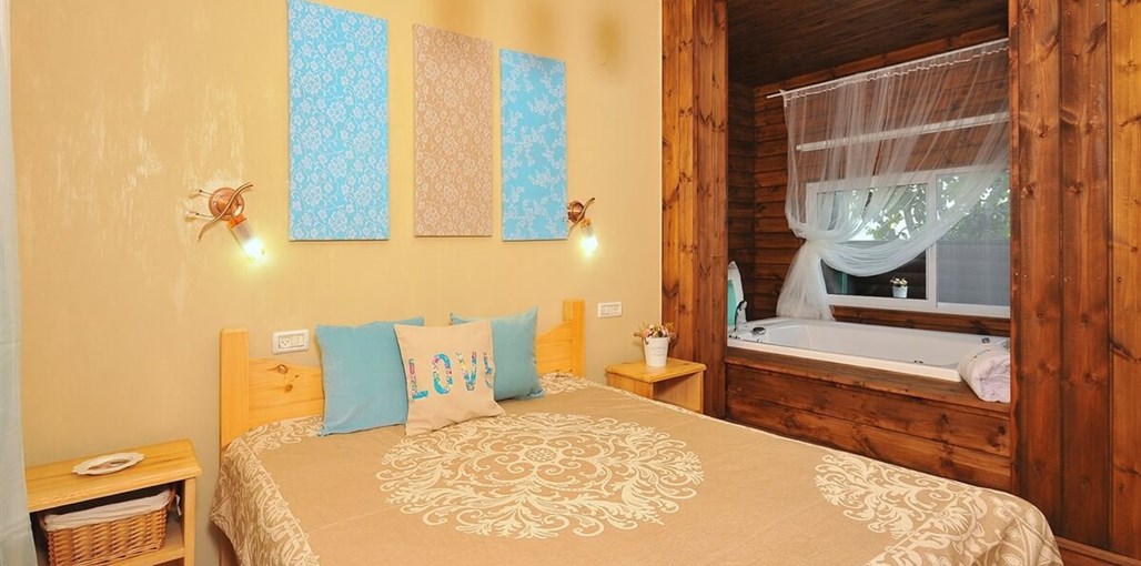 אחוזת מול כנרת הסוויטות המשפחתיות (14).JPG