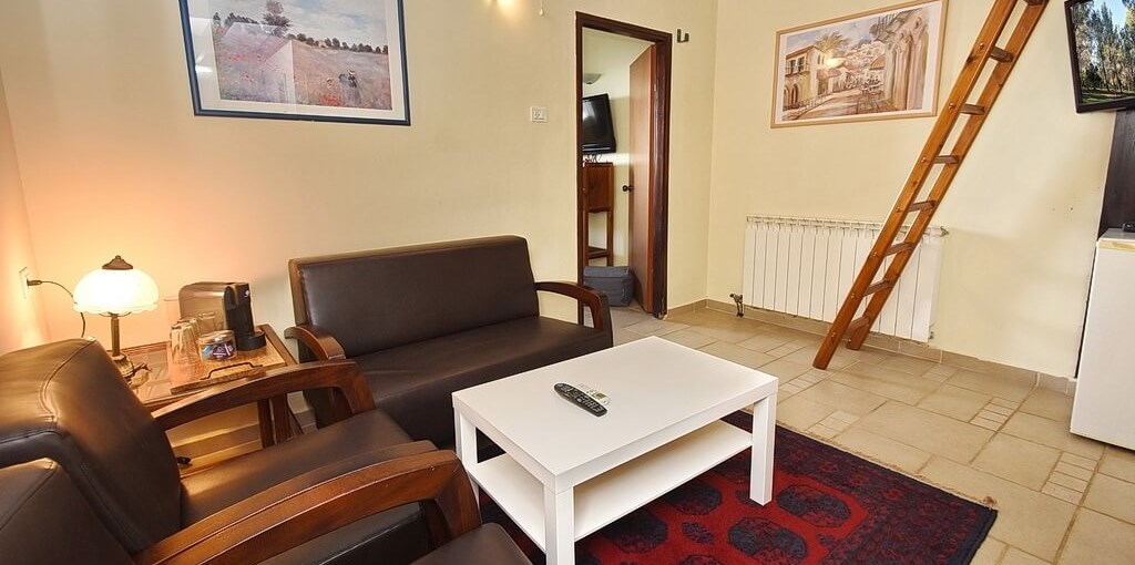 מילס סוויטות נופש פנים חדשות (8).jpg