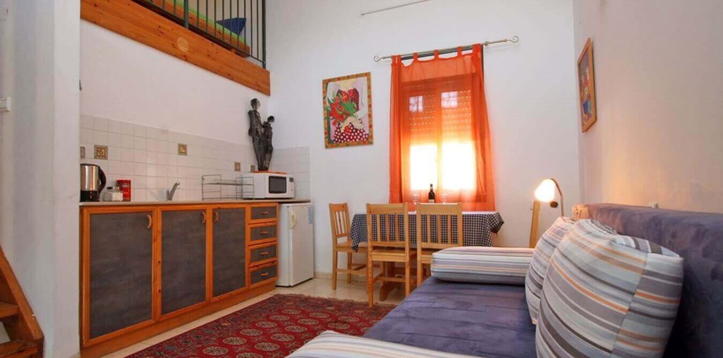 בוסתן ציפורי תאנה ורימון (5).JPG