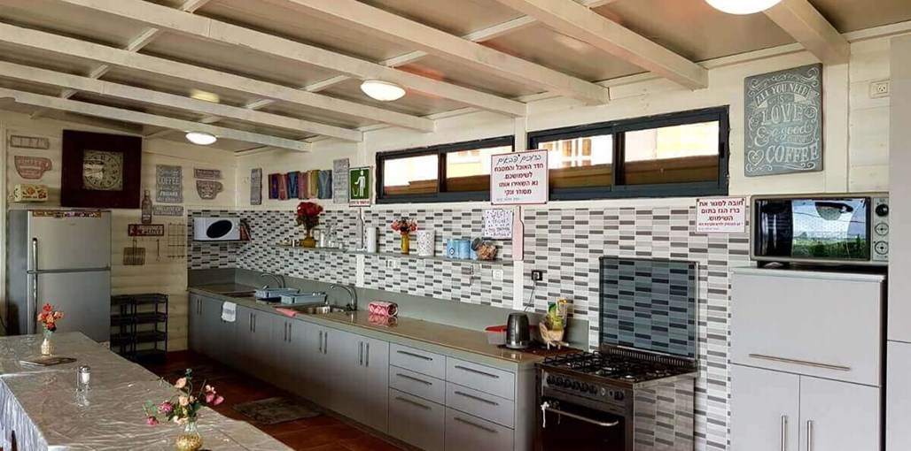 אחוזת הנוף של יפה חדר אוכל (2).jpeg