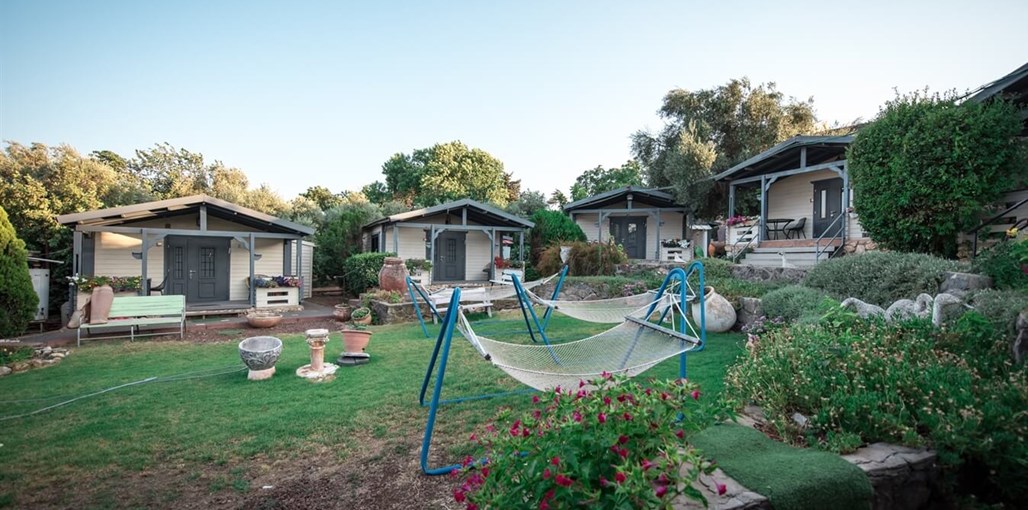 בקתות עץ אלון חוץ חדשות (67).jpg