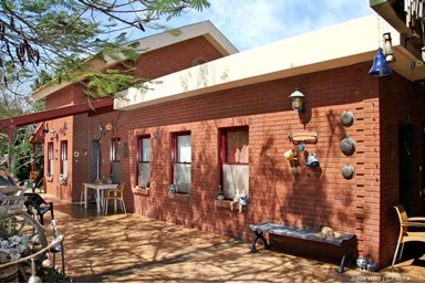 פנינה בבצת - הבקתה המשפחתית