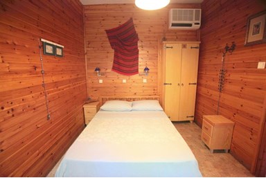 פנינה בבצת - הבקתה הזוגית