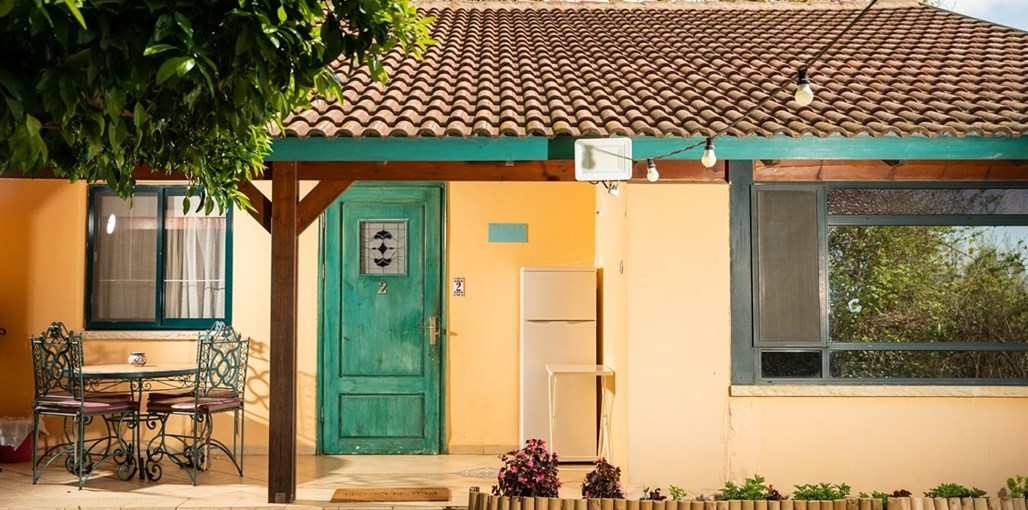 אירוח עם חן - סוויטות יפיפיות עם נוף לחרמון חוץ (5).JPG