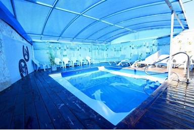 וי קלאב גורן - וילה צ'וואליטה