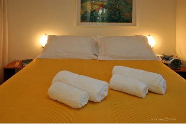 בר בכפר - הזוגיות 