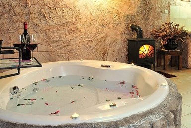 גן וטבע - בקתות אלון ושאולי