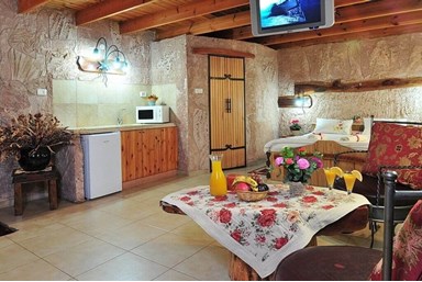 גן וטבע - בקתות אלון ושאולי