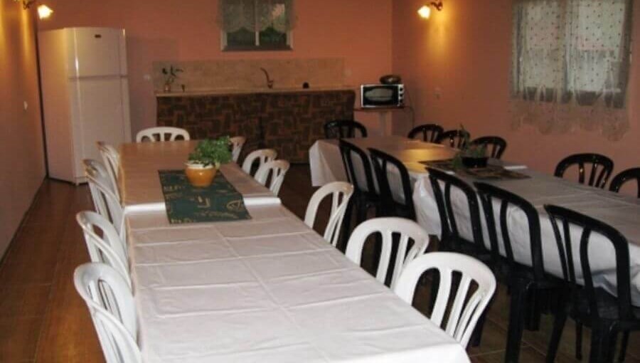 גן וטבע חדר אוכל (2).jpg