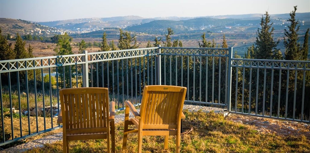 בית הארחה - כפר עציון צימרים (3).JPG