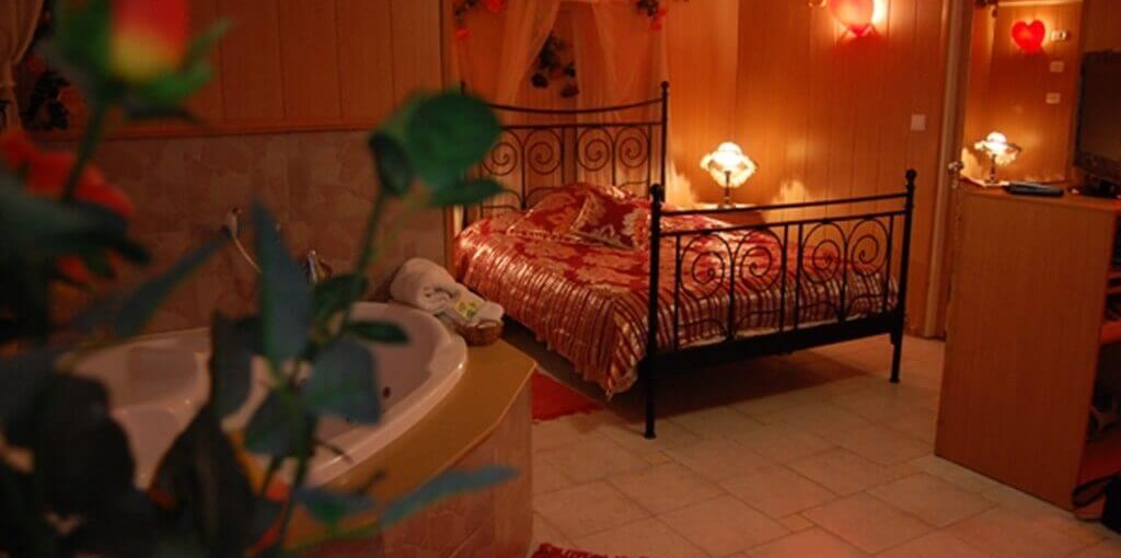 רוס טוב - קיסריה הסוויוטות (2).jpg