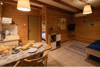 לבנדר וזית - בקתות משפחתיות