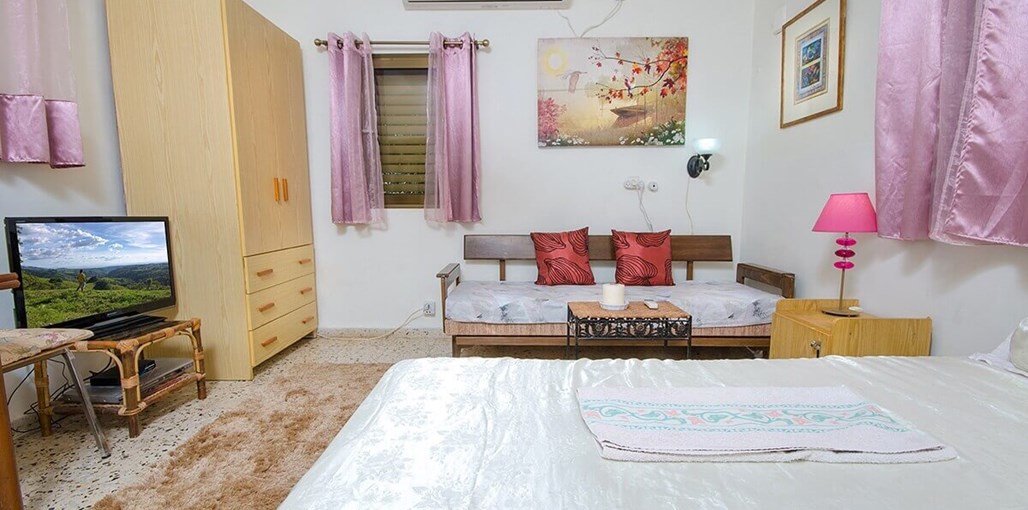 אהבה בירוק אמירים ביתן האהבה הורוד (4).jpg