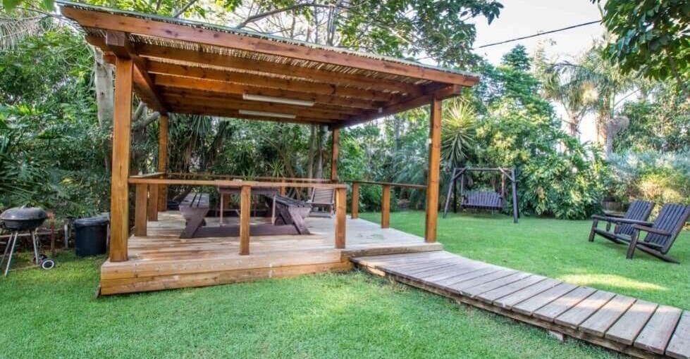 בקתות בכחול 08504055.jpg