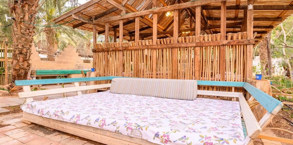 ערבה גארדן - Arava Garden חצר (22).jpg