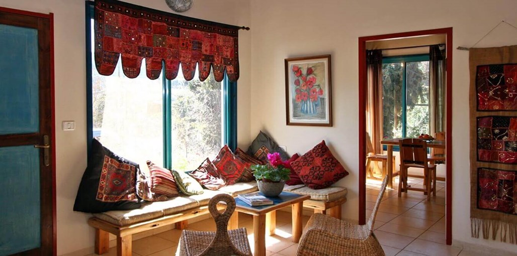 דשא בכפר הצימרים (3).JPG