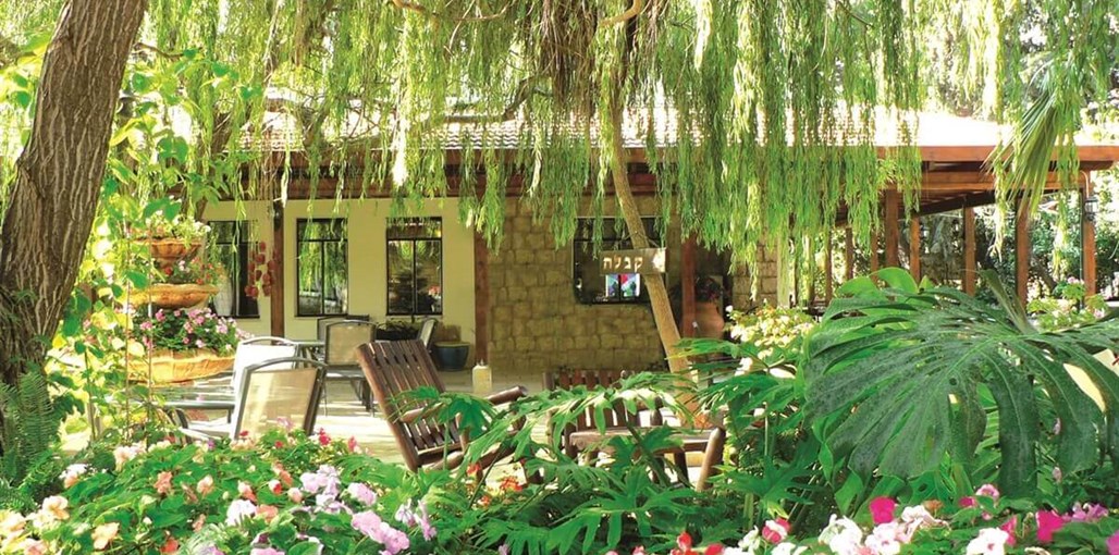 מלון בוטיק בית שלום Beitshlaom_restaurant.jpg