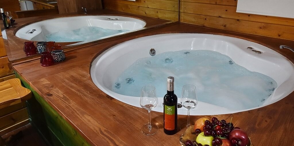 בקתות בפרדס הרמן בקתות בפרדס הרמן היחידה הזוגית (4).jpg