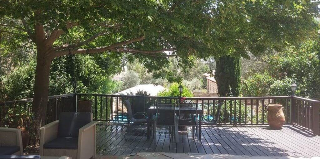 העיגול הפנימי - ראש פינה בריכה וחצר (3).jpg