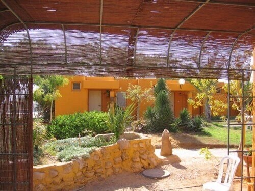 אליפז חופש וחוויה בערבה חדרים משפחתיים (1).jpg