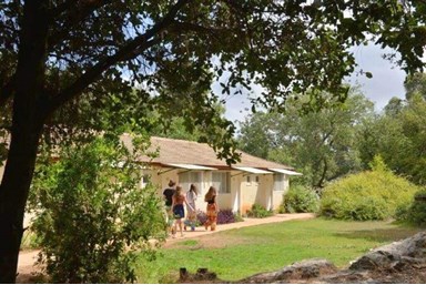 טבע ביחיעם - אירוח בקיבוץ - החדרים הצלבניים