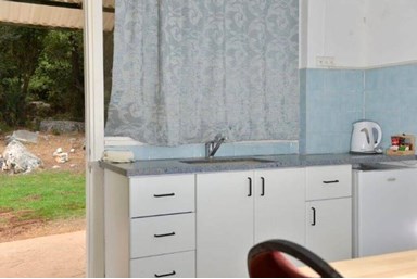 טבע ביחיעם - אירוח בקיבוץ - החדרים הצלבניים