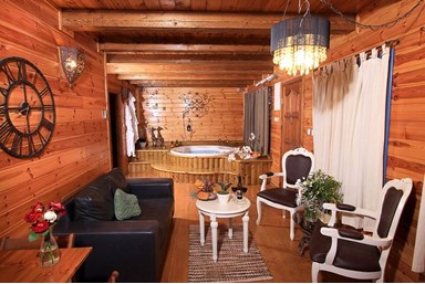 בקתות עץ אורן