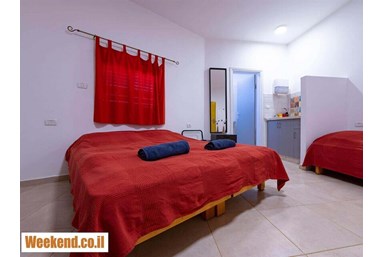 חאן חי נגב - חדרי האירוח