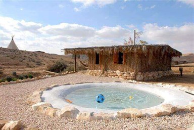 חוות זית המדבר - כפר אינדיאני - הבקתה האפריקאית