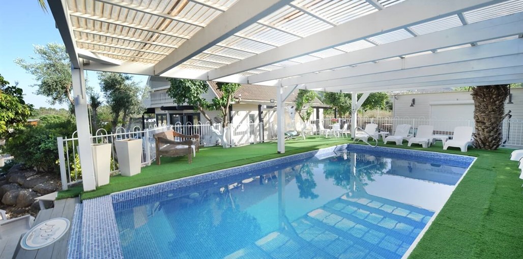 לוז כנרת מתחם החוץ - לוז כנרת (1).JPG