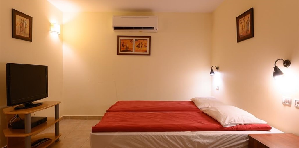 ענבר בהר חדר זוגי (5).jpg