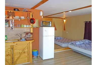 חוות מתנת מדבר - צימרים לזוגות ומשפחות