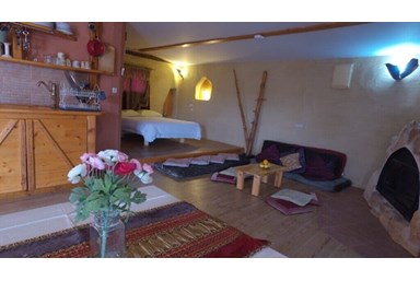 חוות מתנת מדבר - צימרים לזוגות ומשפחות