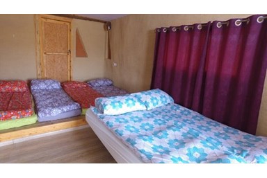 חוות מתנת מדבר - צימרים לזוגות ומשפחות