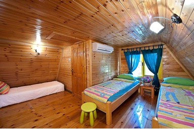 טבע הבשור-אירוח אורגני - הבקתה הגדולה