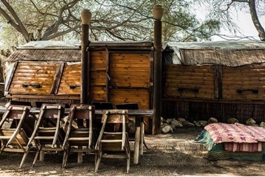 חאן שקדי - מסע מדבר - החאן