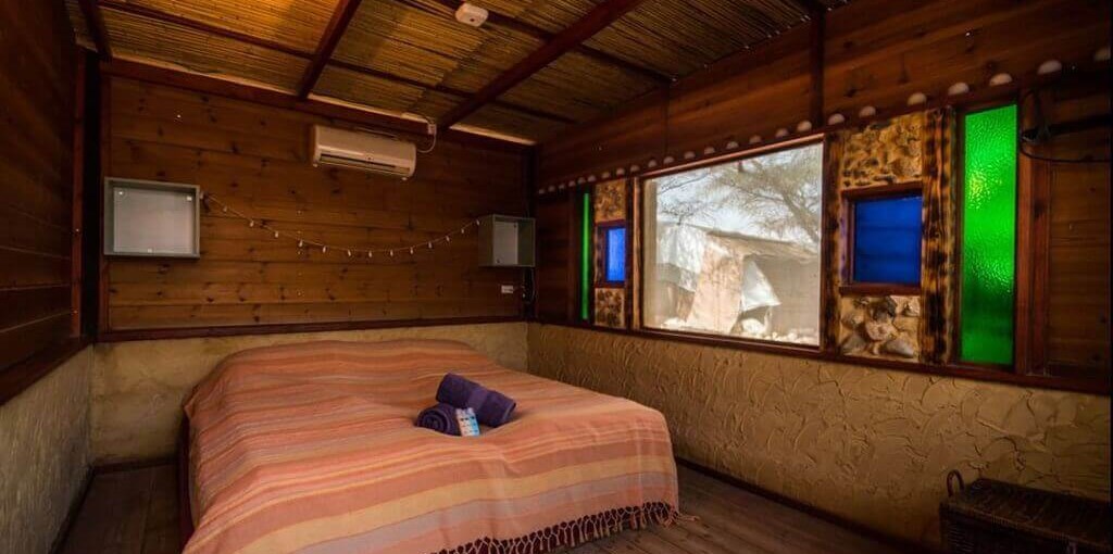 חאן שקדי - מסע מדבר בקתות (2).jpg