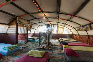 חאן שקדי - מסע מדבר - החאן