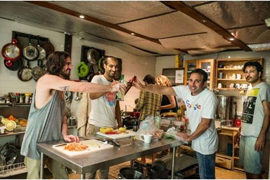 חאן שקדי - מסע מדבר - dream bus