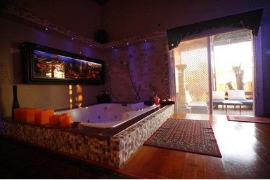 מקום בטבע - סוויטה 15