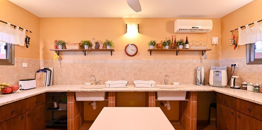 לה סיאסטה - La Siesta מטבח (9).jpg