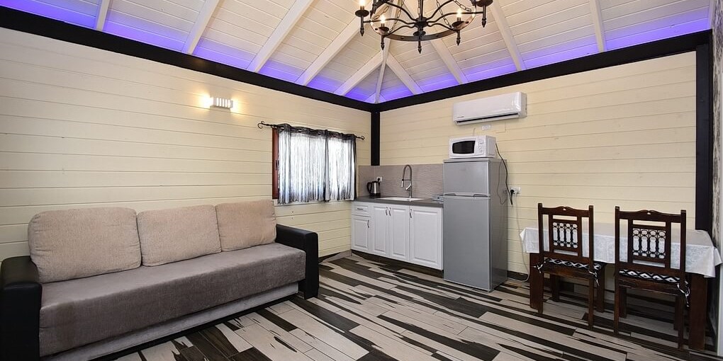 אצולת נתנאל סוויטה 1 (2).jpg