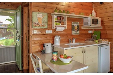 מעוף הציפור  - הבקתות